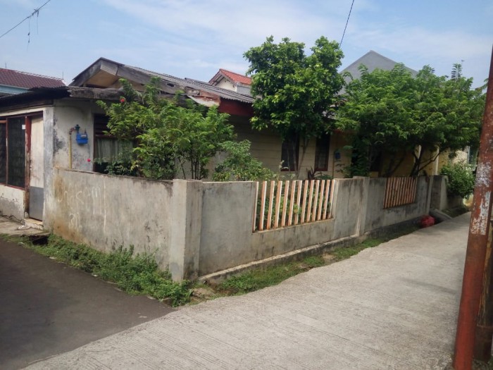 Rumah dijual di Perumnas Depok 1